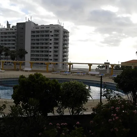 Copacabana Ocean View Apartment *